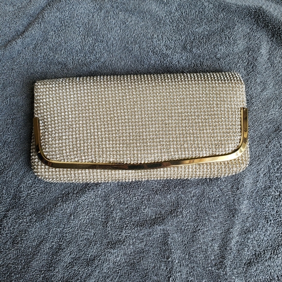 Crystal beaded clutch - Picture 1 of 5